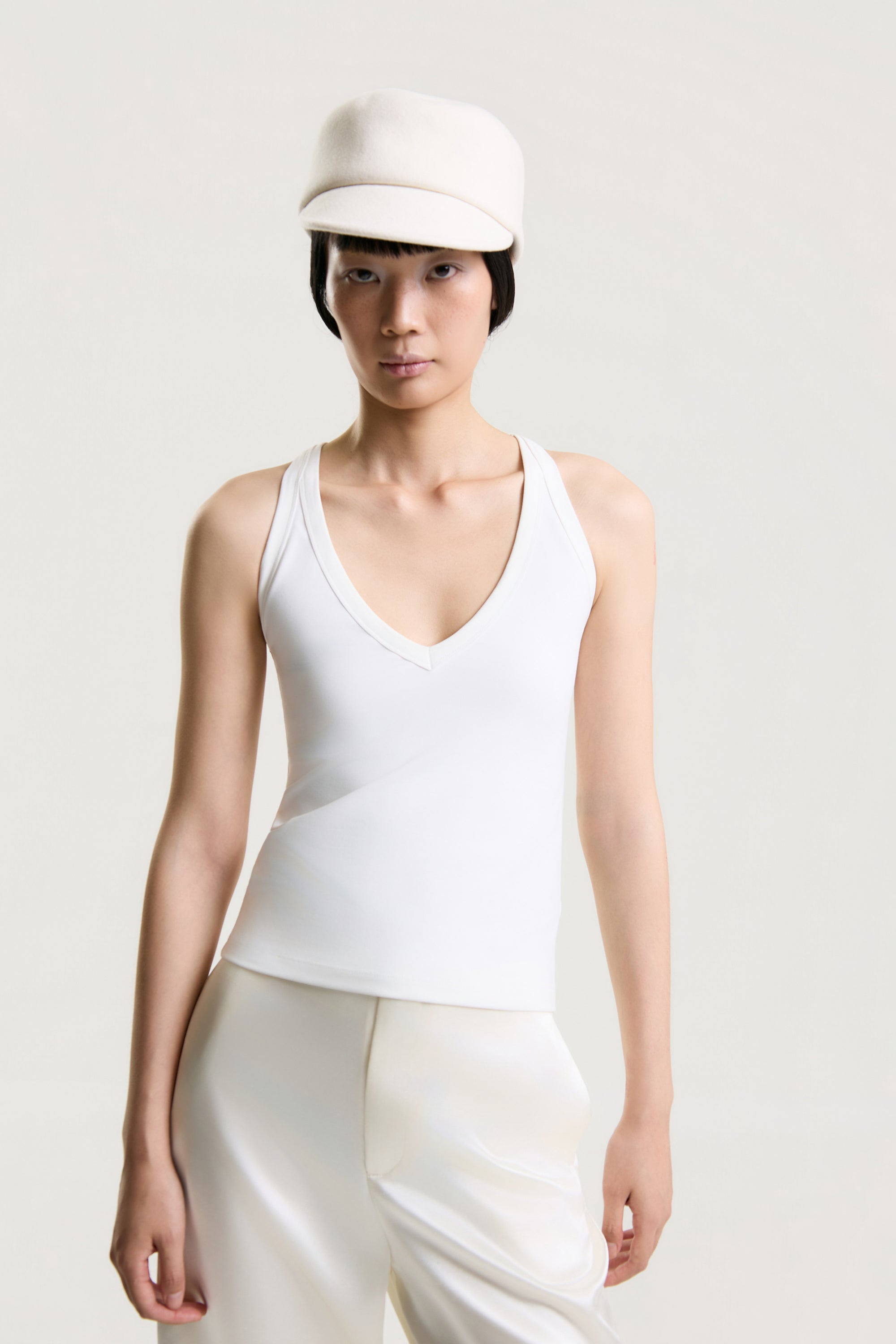 OTHER STORE Aveline Sculpt Tank in White