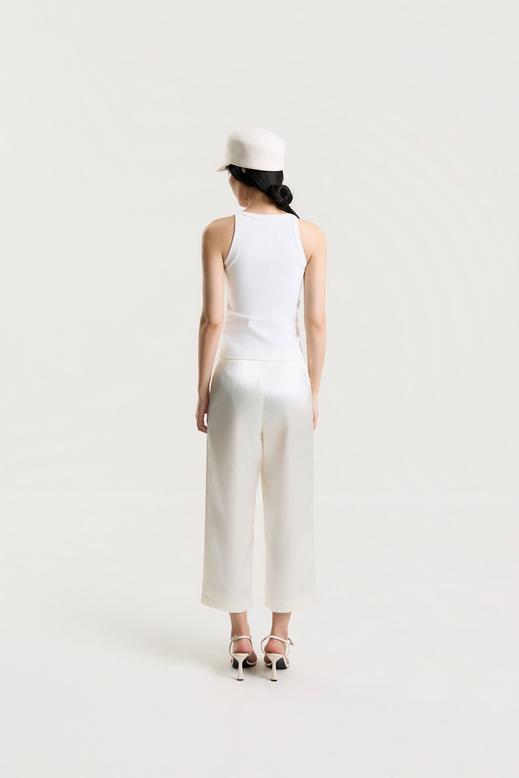 OTHER STORE Aveline Sculpt Tank in White