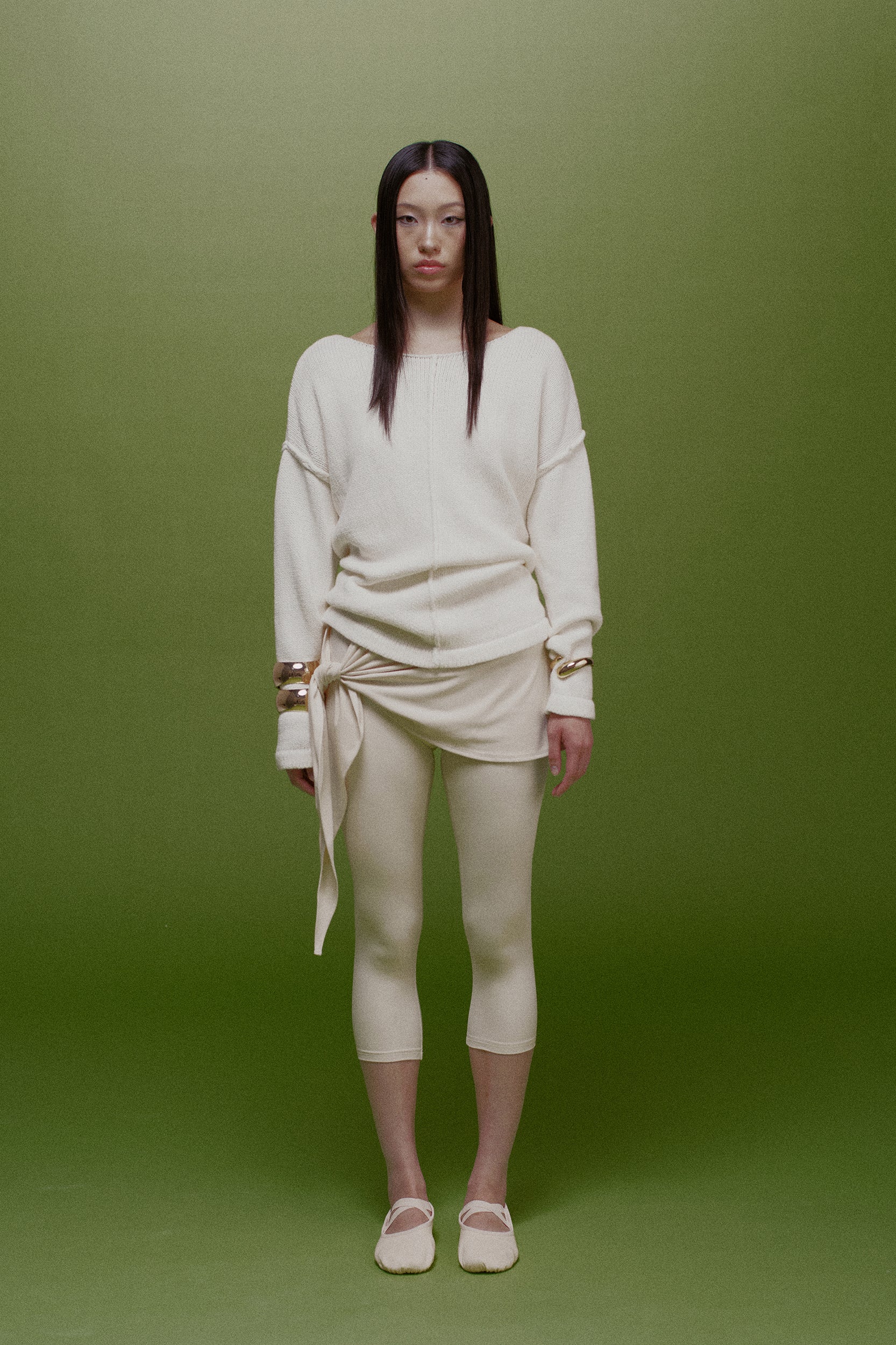 Cora Asymmetric Tie Capri Leggings Cream