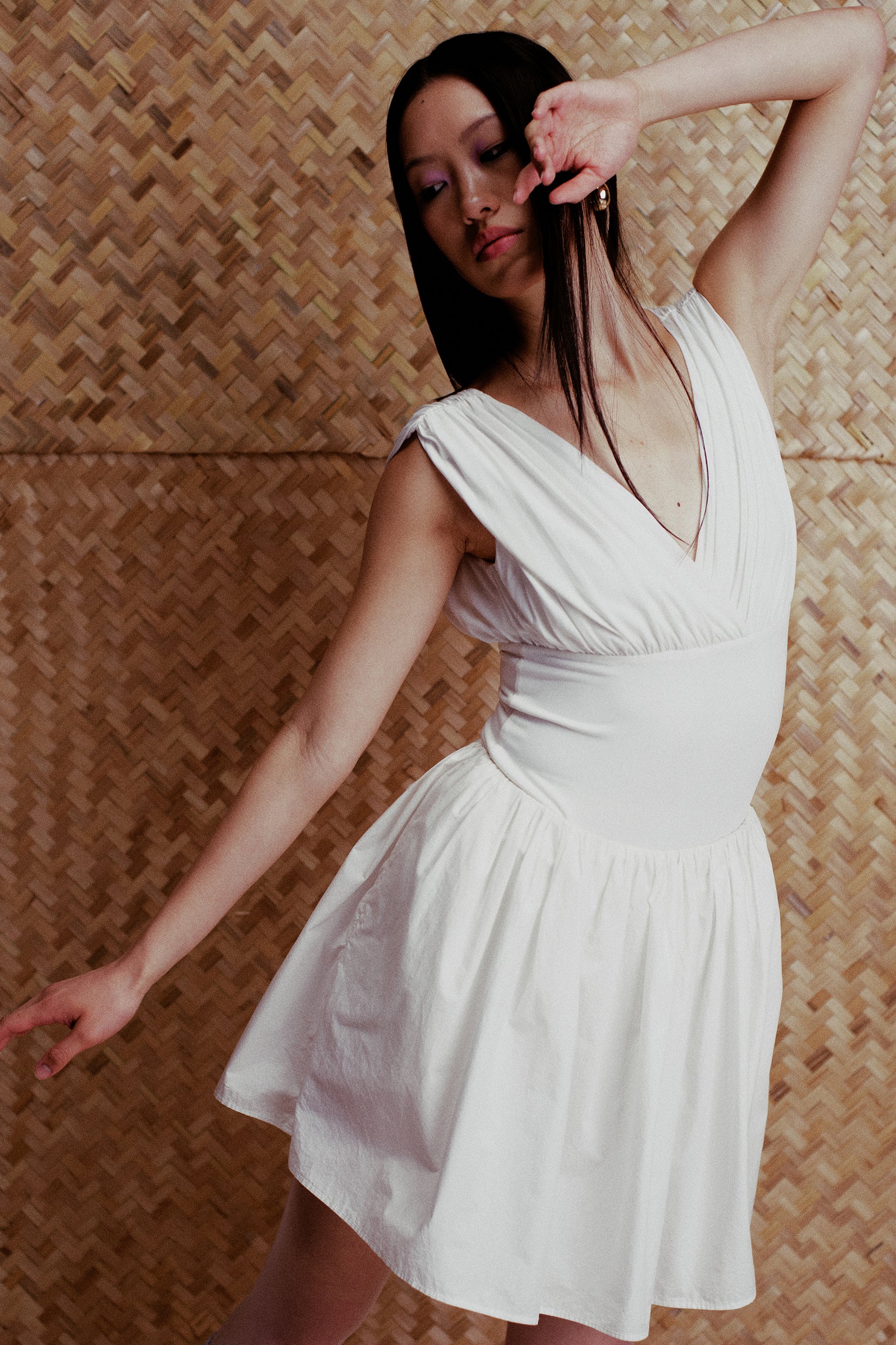 Elara Deep V Bodysuit White