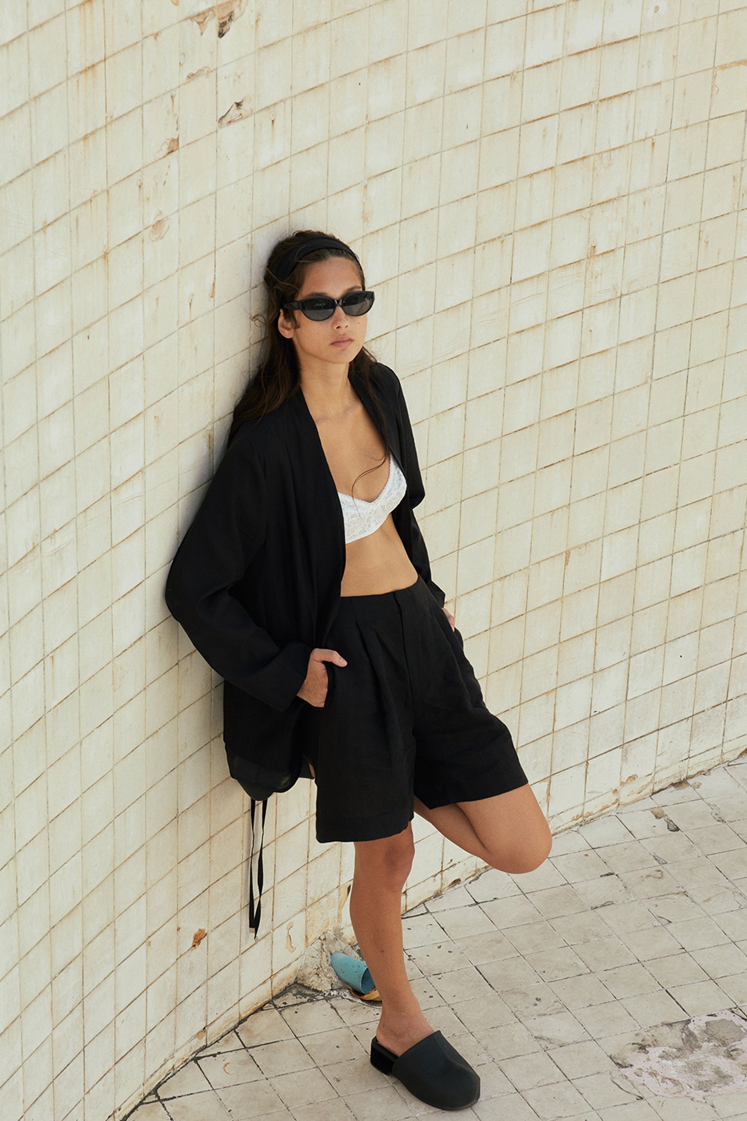 Amal Linen Shorts Black
