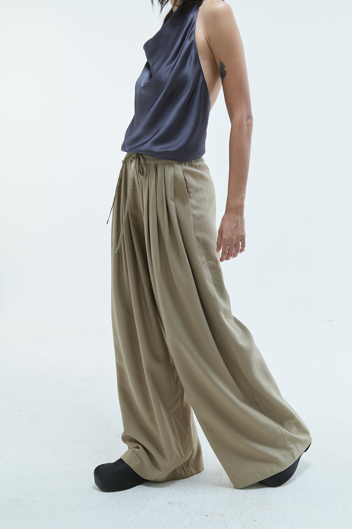 Sofia Wide-Leg Trousers Khaki