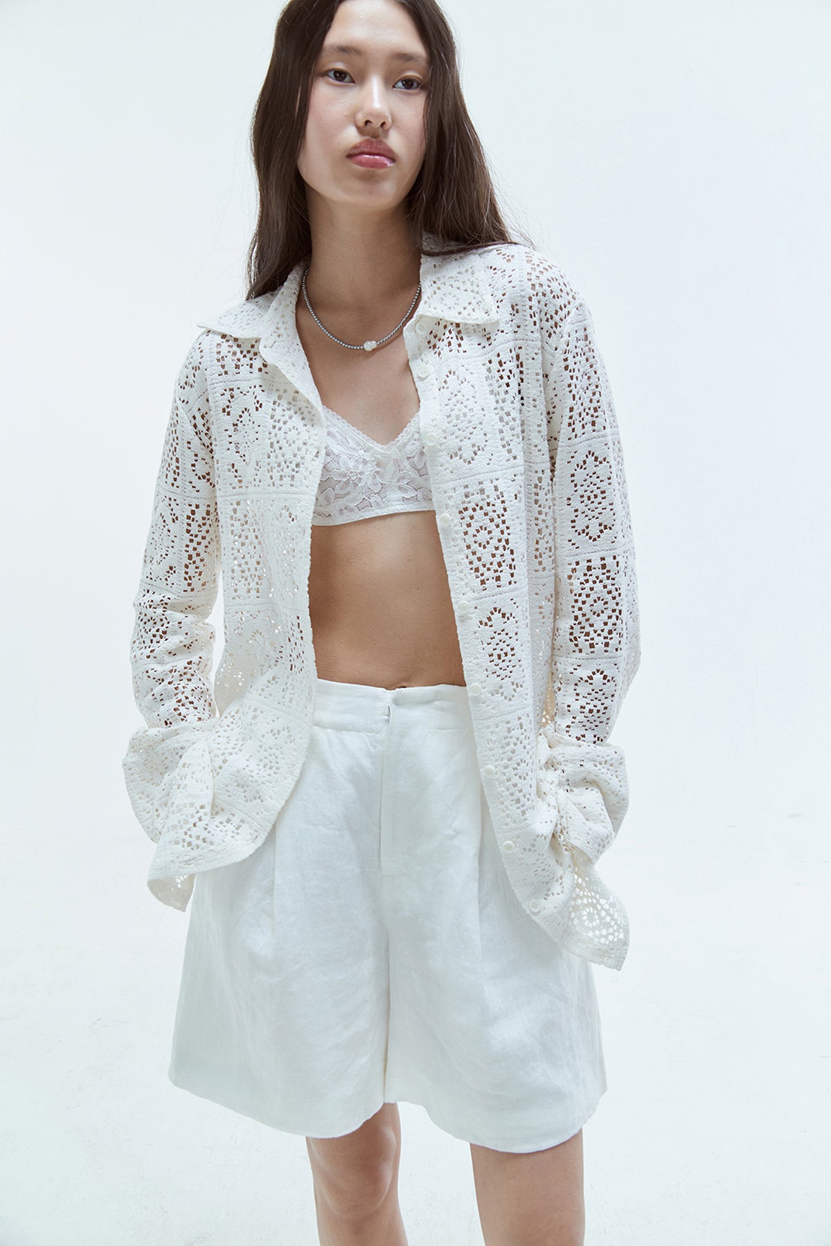 Amal Linen Shorts Off-White