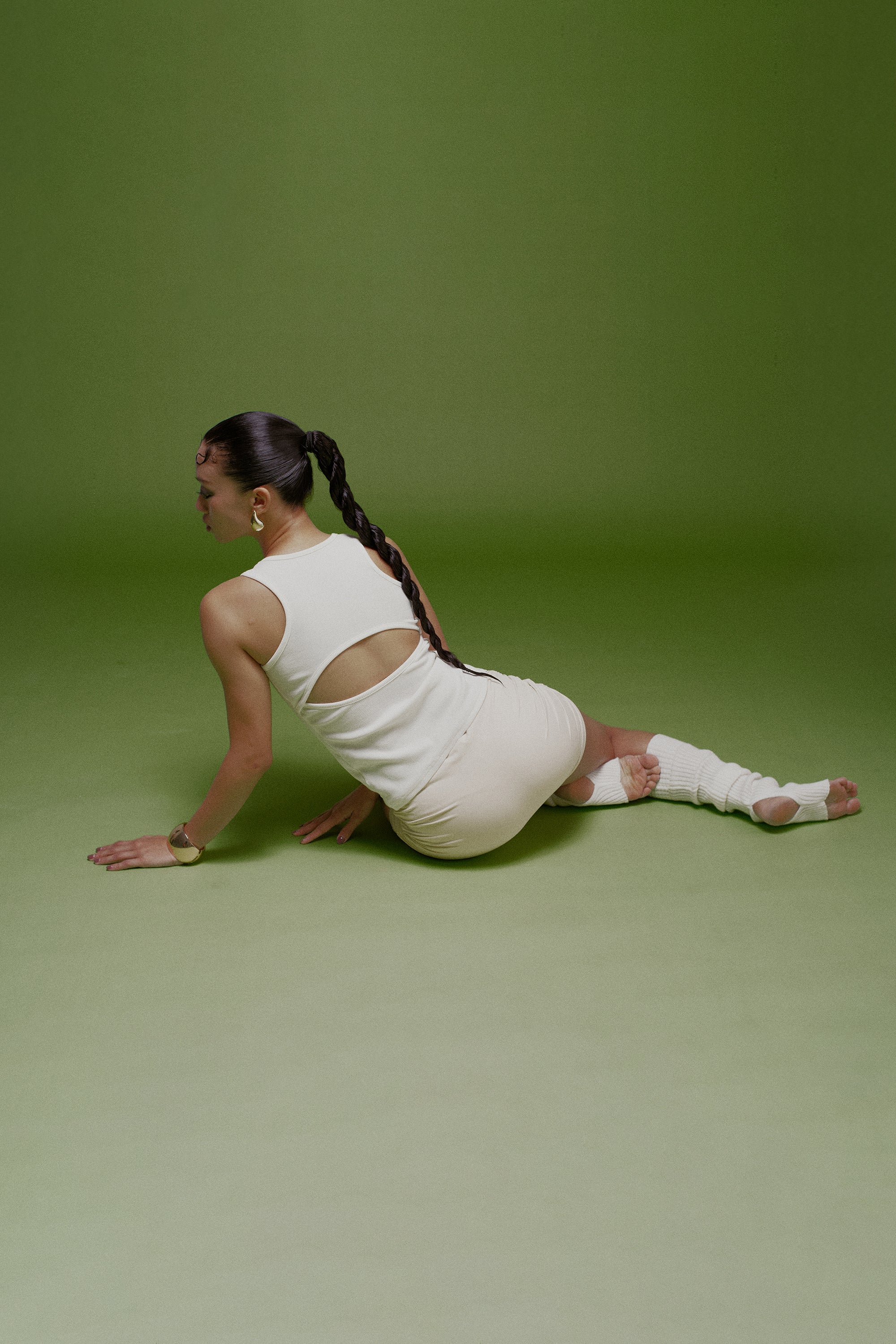 Lumi Ribbed Stirrup Leg Warmers White