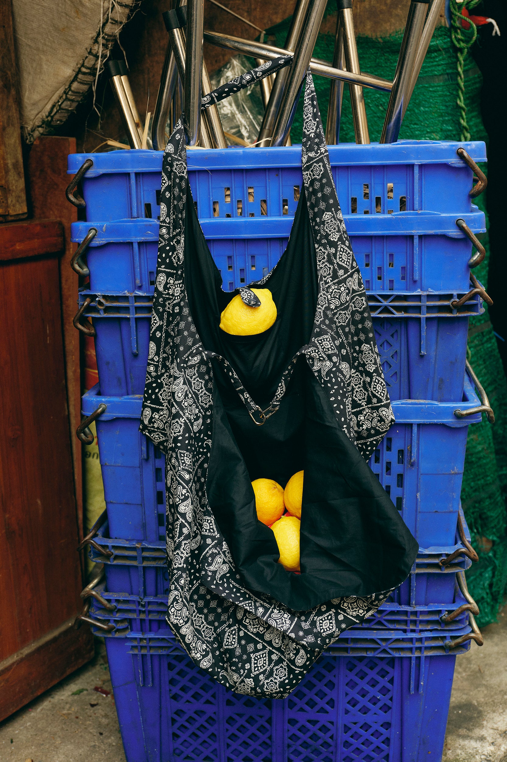 OTHER STORE Duet Paisley Reversible Large Utility Tote In Black